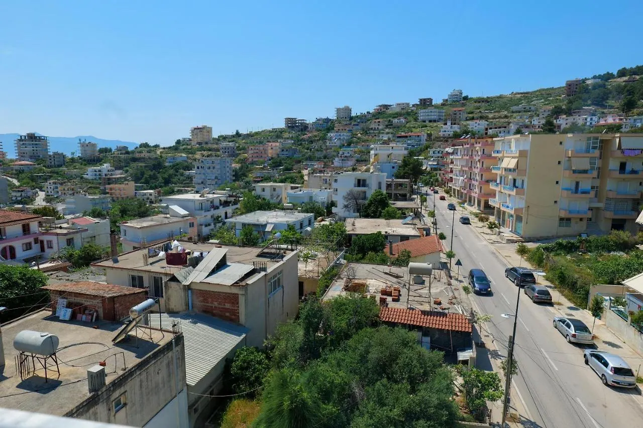 Eden Hotel Sarande 2*,